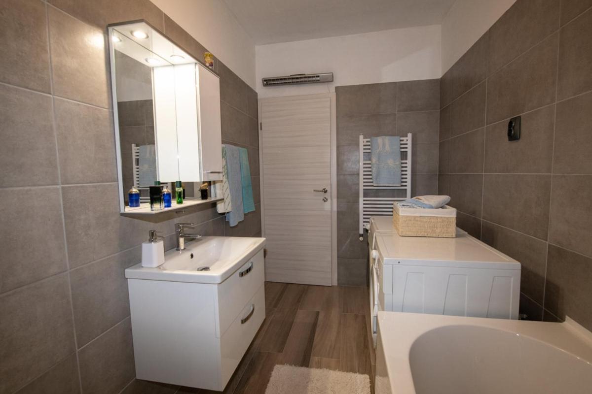 Apartman Elvis Laurana Esterno foto