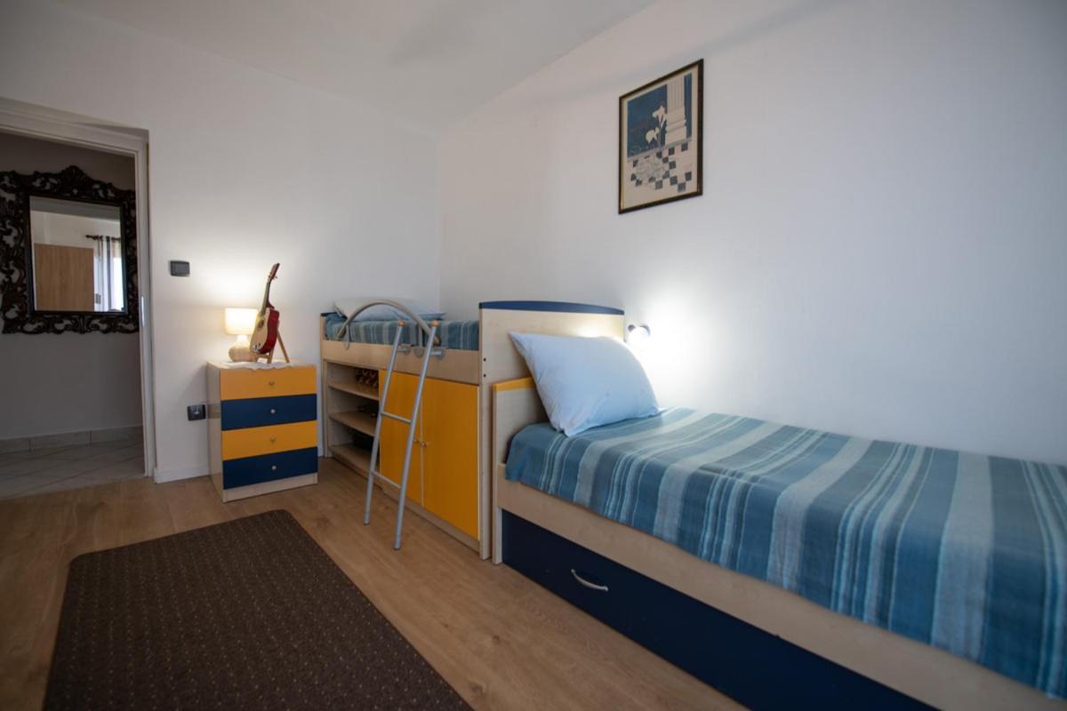 Apartman Elvis Laurana Esterno foto