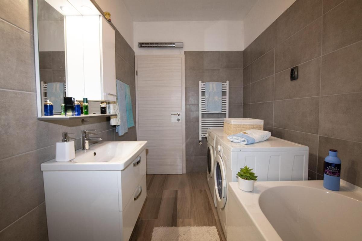 Apartman Elvis Laurana Esterno foto