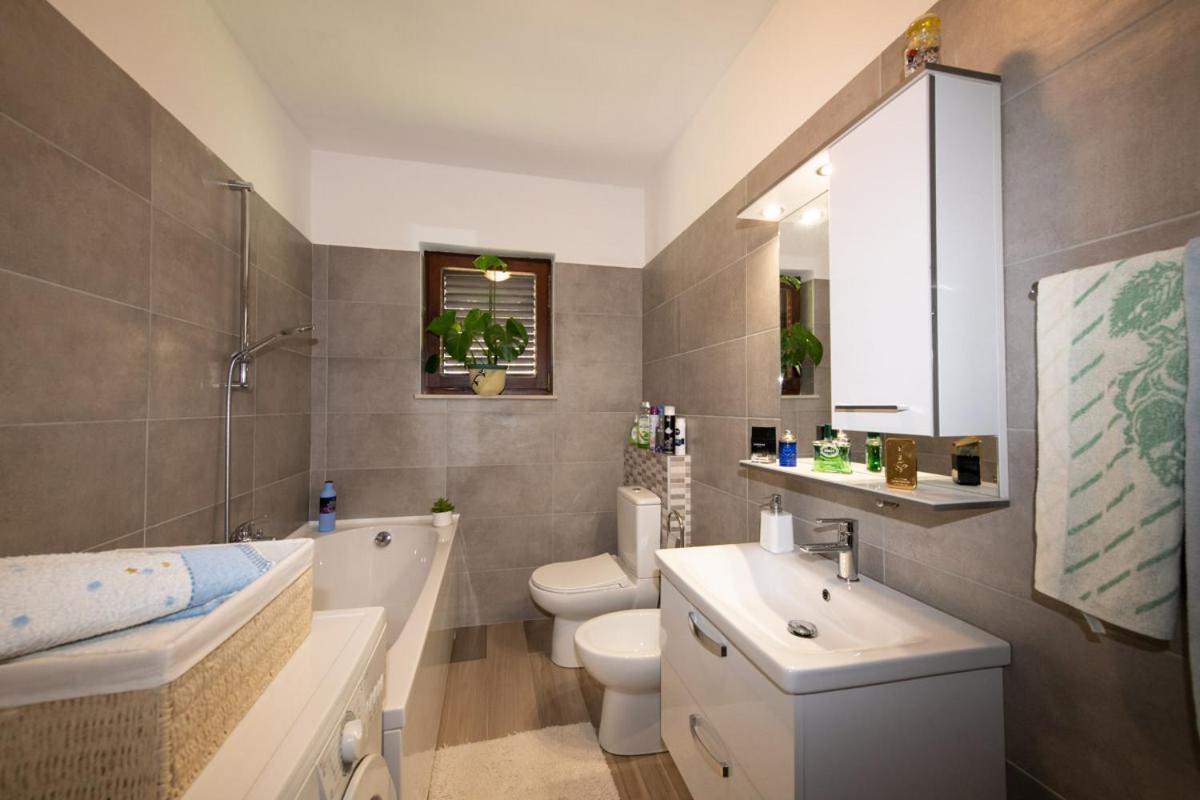 Apartman Elvis Laurana Esterno foto